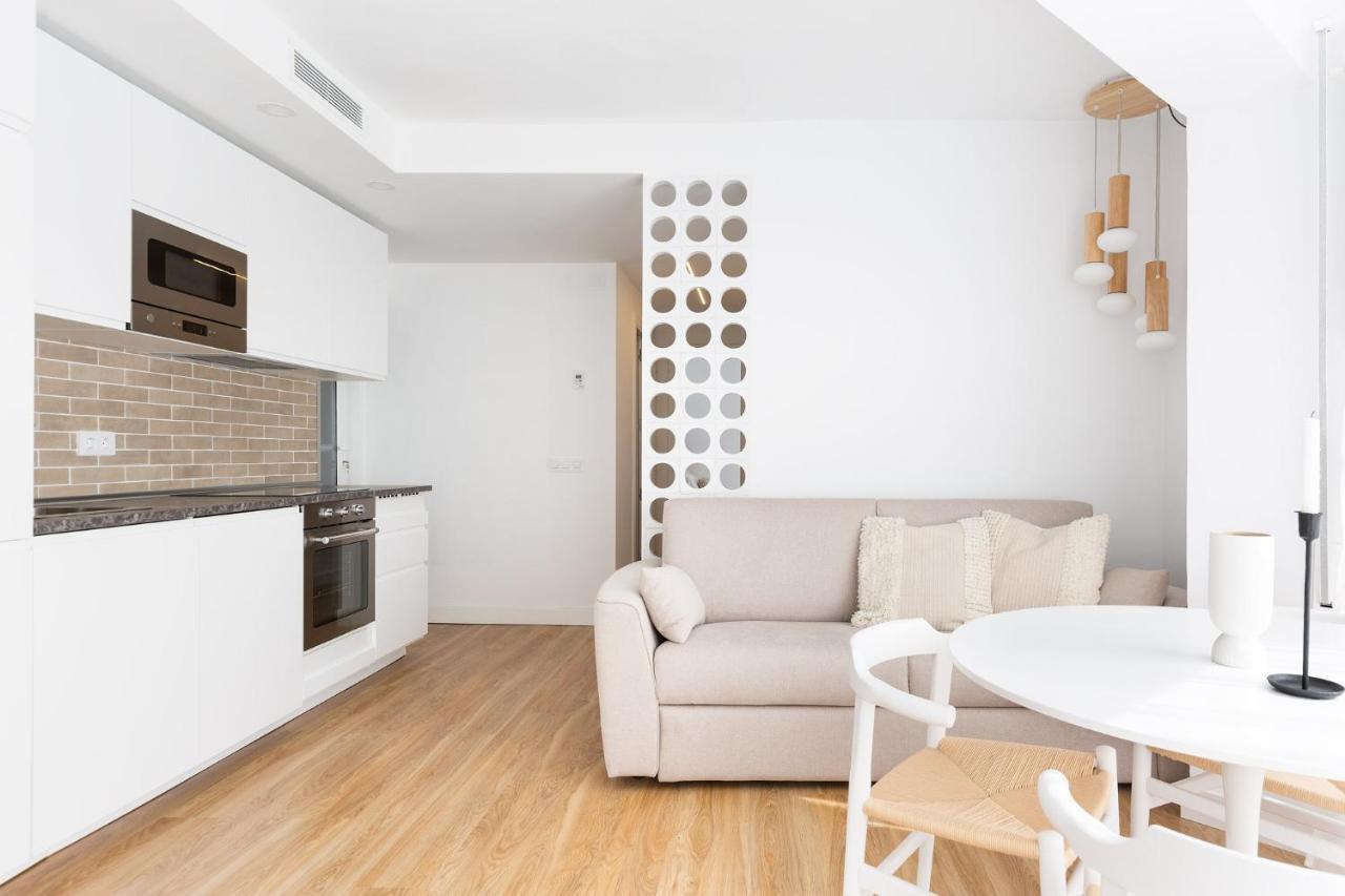 Wow Apartments By Olala Homes L'Hospitalet de Llobregat Exterior foto
