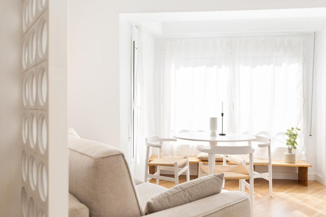 Wow Apartments By Olala Homes L'Hospitalet de Llobregat Exterior foto